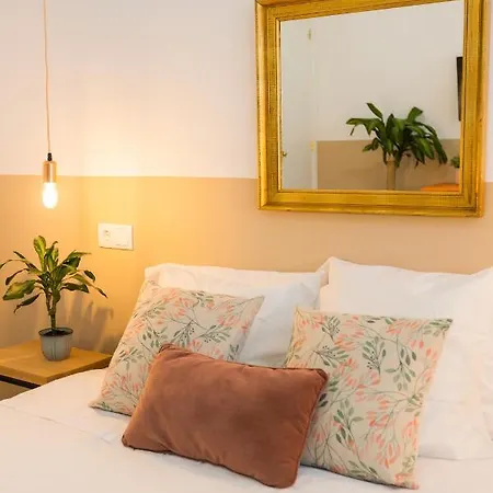 Nona Urban Lodging