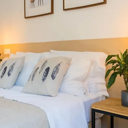 Oda ve Kahvaltı Nona Urban Lodging